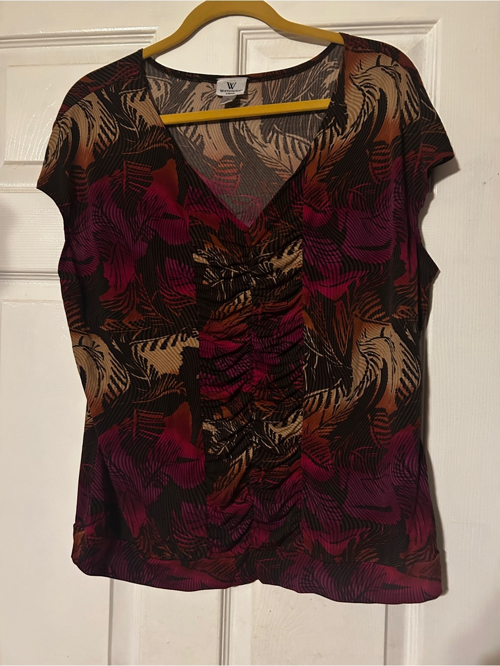Worthington Ruched V-Neck Floral Print Top in Burgundy, Tan and Black